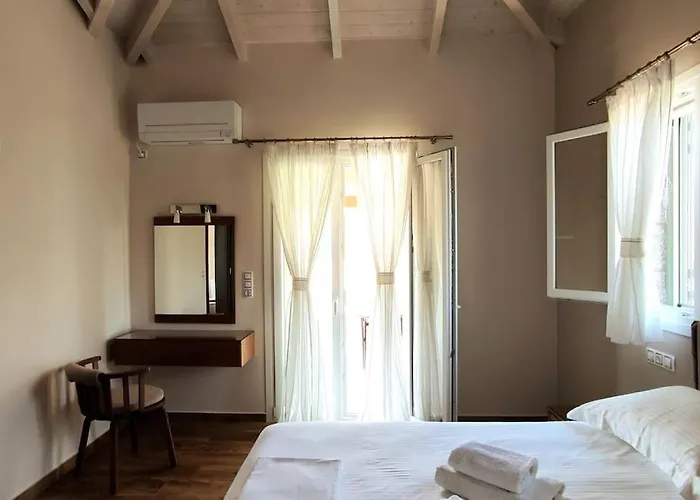 *oneiro*/5 Min From Town And Sea/mountain View Frínion